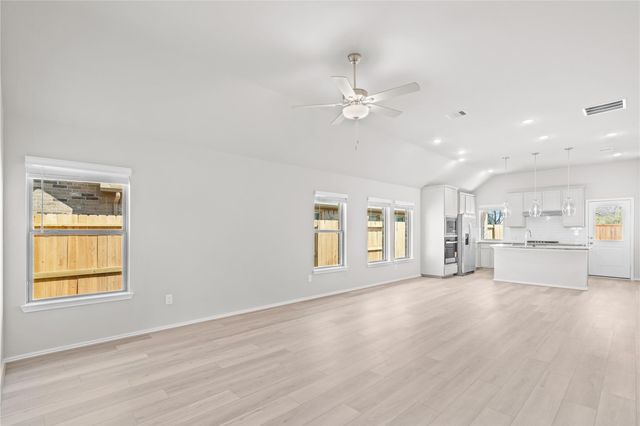 114 Mercury Sky Road, Richmond, TX 77406