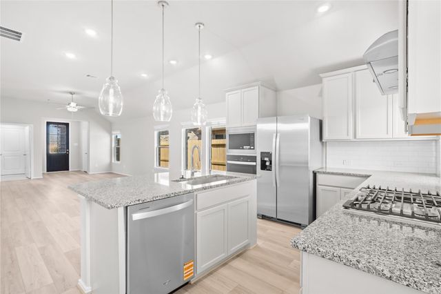 114 Mercury Sky Road, Richmond, TX 77406
