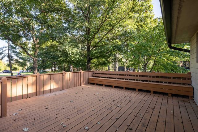 6671 NW 48th Street, Johnston, IA 50131