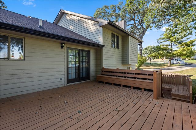 6671 NW 48th Street, Johnston, IA 50131