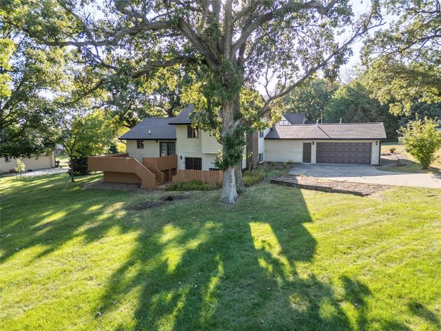 6671 NW 48th Street, Johnston, IA 50131
