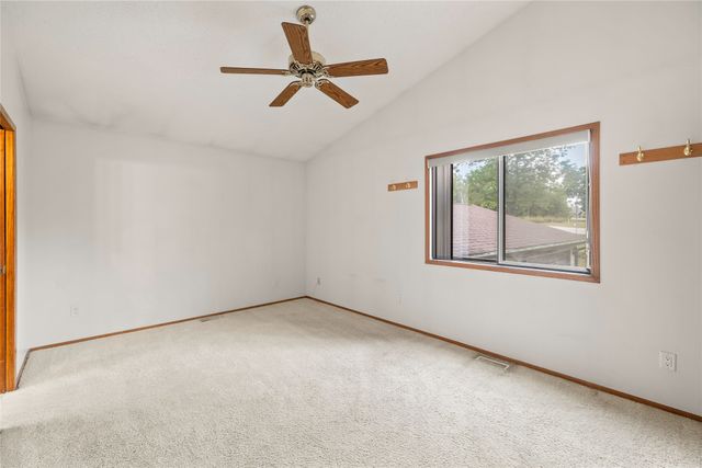 6671 NW 48th Street, Johnston, IA 50131