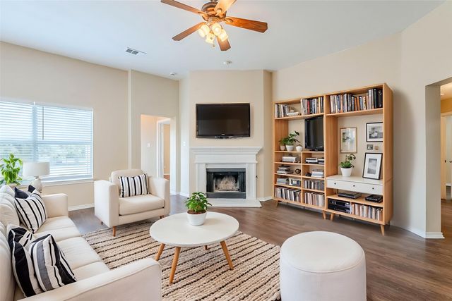 5700 Creekway Drive, Denton, TX 76226
