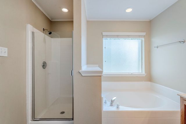 5700 Creekway Drive, Denton, TX 76226