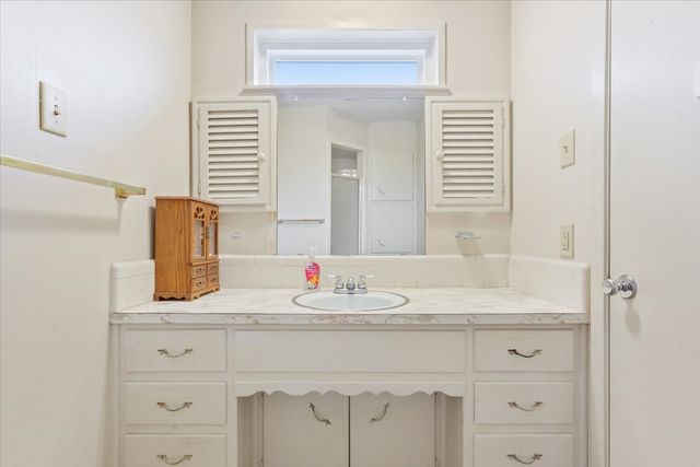 5719 Stratford Drive, Waco, TX 76710