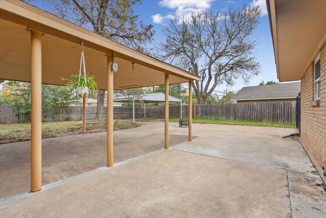 5719 Stratford Drive, Waco, TX 76710