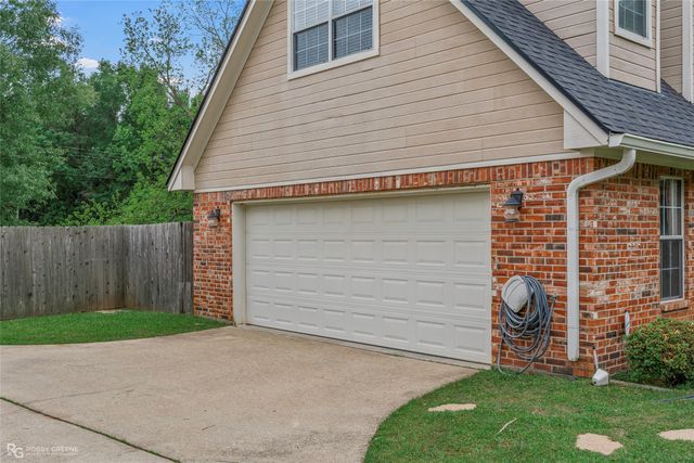 102 Dogwood South Lane, Haughton, LA 71037