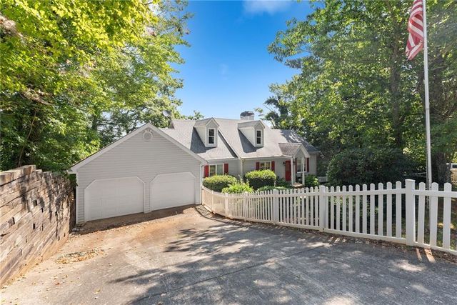 1015 Eagle Ridge Road, Dawsonville, GA 30534