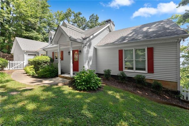 1015 Eagle Ridge Road, Dawsonville, GA 30534
