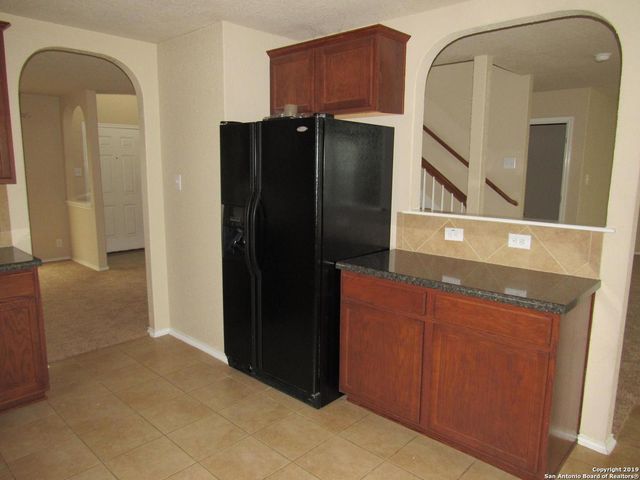 7002 Laguna Beach, Converse, TX 78109