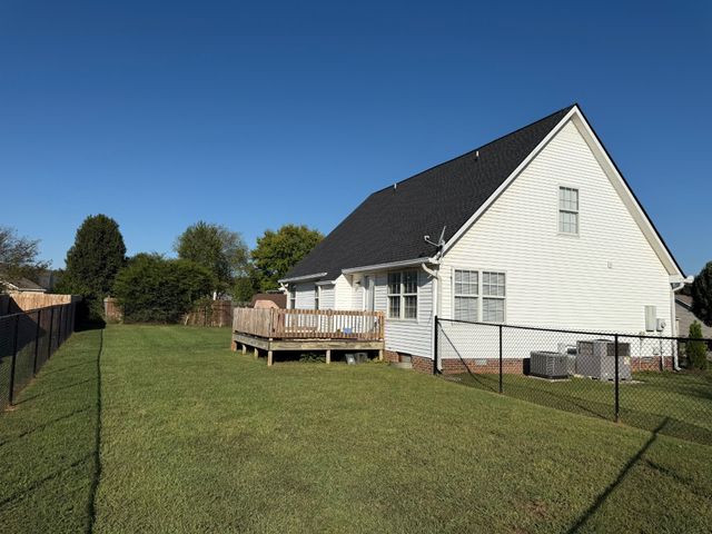 1540 Lews Ct, Murfreesboro, TN 37128