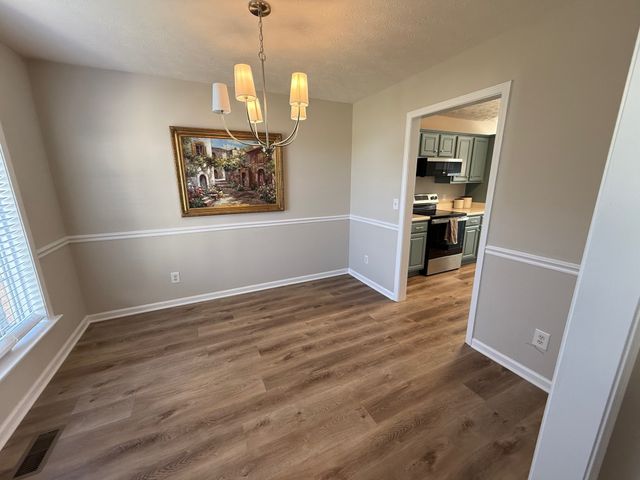 1540 Lews Ct, Murfreesboro, TN 37128