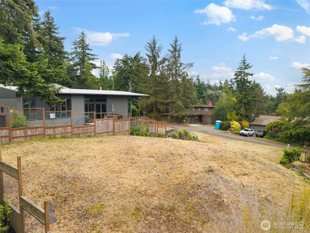 9999 P Street, Port Townsend, WA 98368