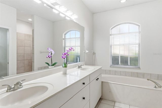 4991 CEDAR OAK WAY, Sarasota, FL 34233