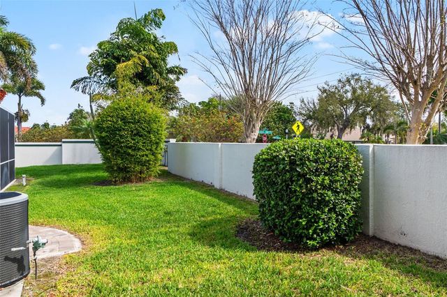 4991 CEDAR OAK WAY, Sarasota, FL 34233