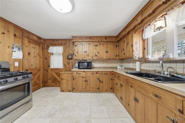 191 Lake Avenue, Lancaster, NY 14086