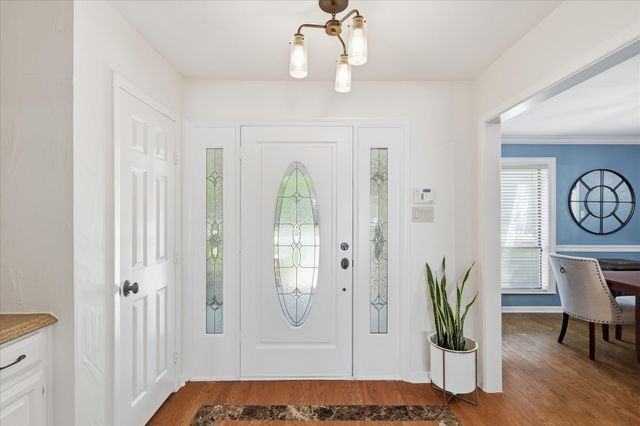 2850 Creekwood Drive, Grapevine, TX 76051