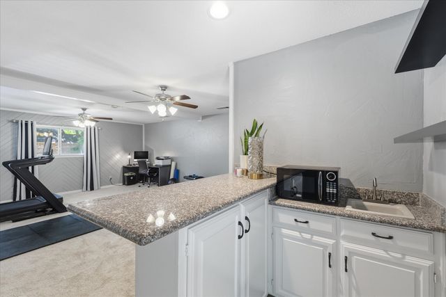 2850 Creekwood Drive, Grapevine, TX 76051