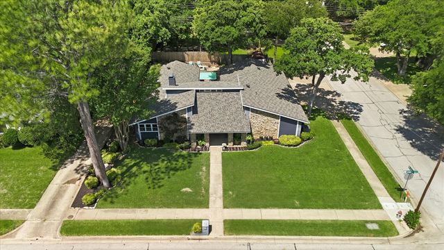 2850 Creekwood Drive, Grapevine, TX 76051