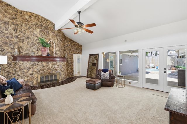 2850 Creekwood Drive, Grapevine, TX 76051