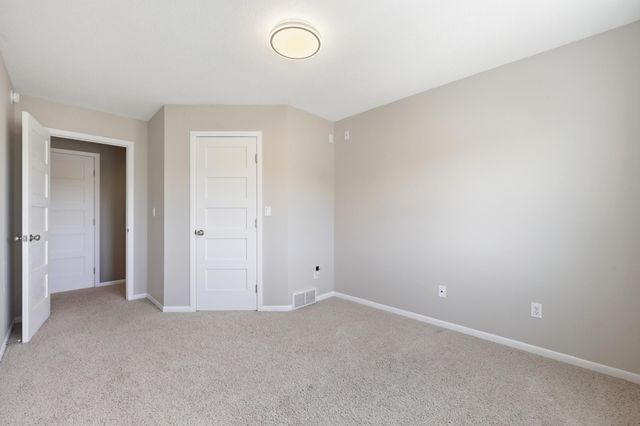 4208 66 Street S, Fargo, ND 58104