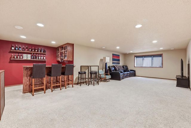 4208 66 Street S, Fargo, ND 58104