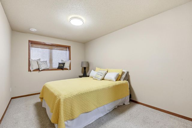 4208 66 Street S, Fargo, ND 58104