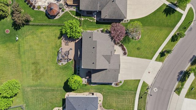 4208 66 Street S, Fargo, ND 58104