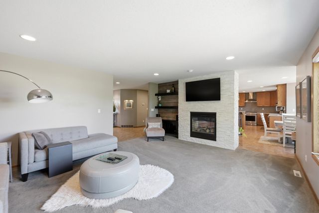 4208 66 Street S, Fargo, ND 58104