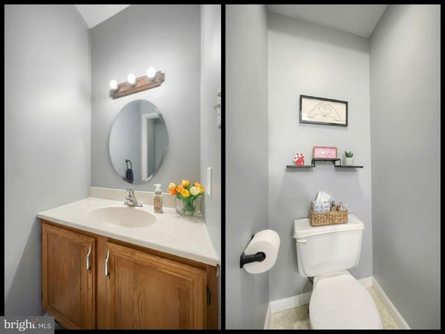 2435 WOODMONT DR, York, PA 17404