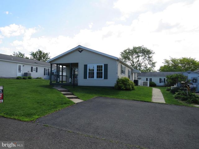 125 FERN CT, New Hope, PA 18938