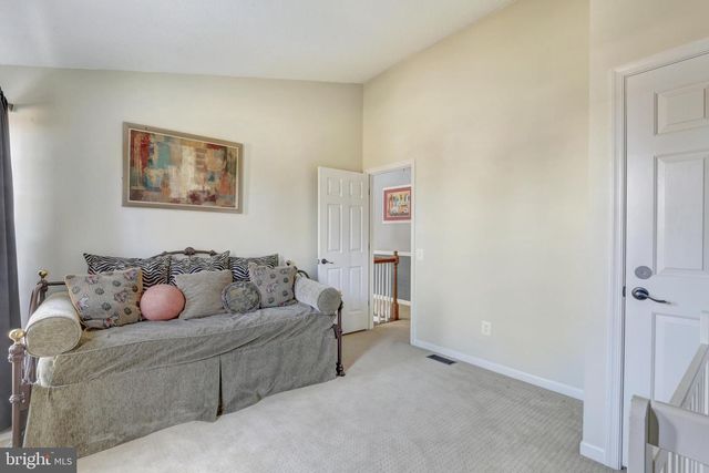 8591 SIGNAL HILL RD, Manassas, VA 20110