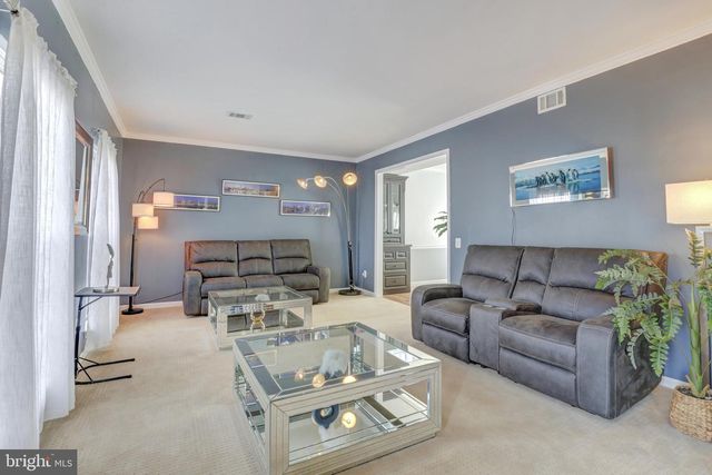 8591 SIGNAL HILL RD, Manassas, VA 20110