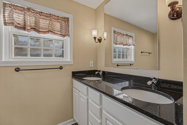 566 Kinsella Drive, Edgewood, KY 41017