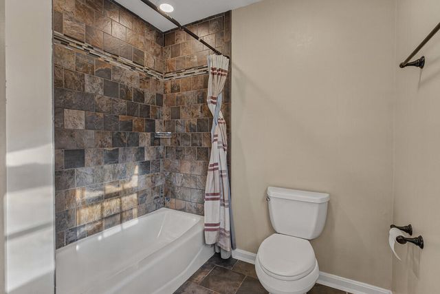 566 Kinsella Drive, Edgewood, KY 41017