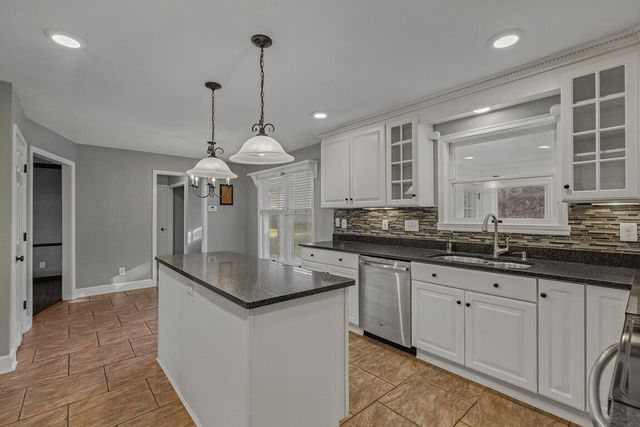 566 Kinsella Drive, Edgewood, KY 41017