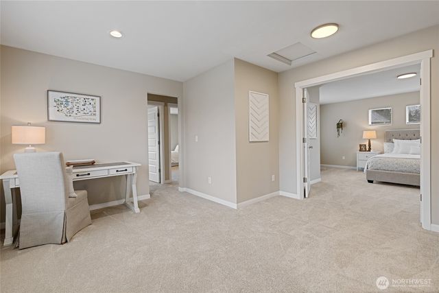 1016 207th Place SW, Lynnwood, WA 98036