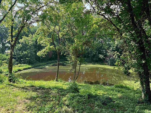 305 E Jefferson Street, Edwardsport, IN 47528