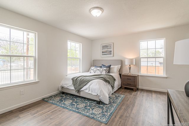 324 Bargas St, San Antonio, TX 78210