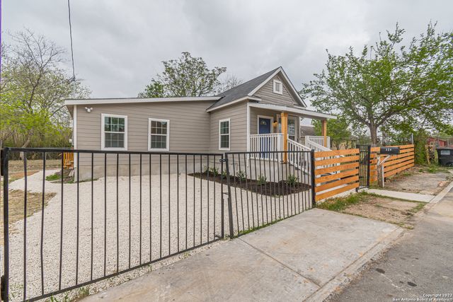 324 Bargas St, San Antonio, TX 78210