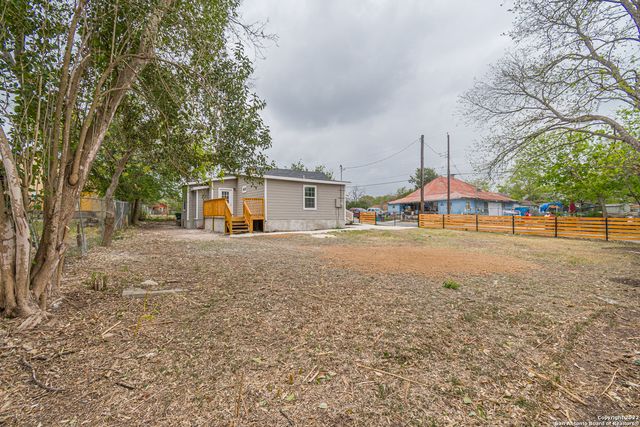 324 Bargas St, San Antonio, TX 78210