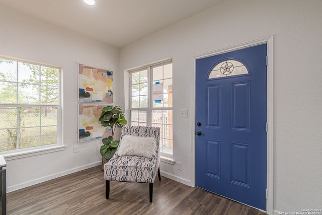 324 Bargas St, San Antonio, TX 78210