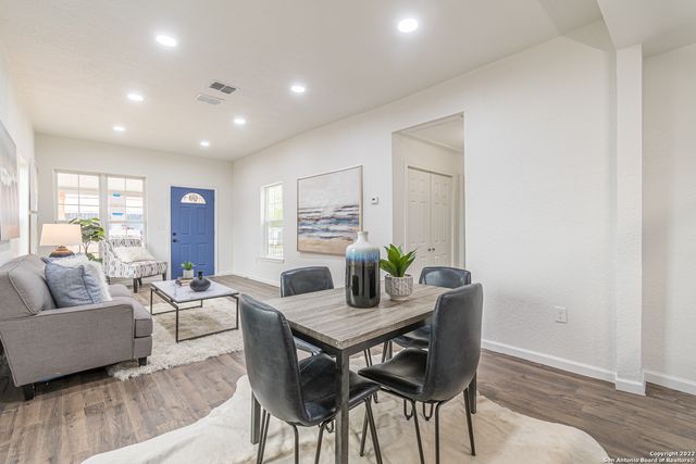 324 Bargas St, San Antonio, TX 78210