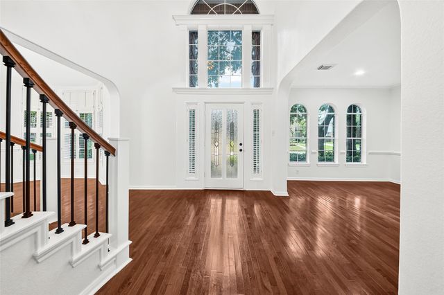 9515 Sotherloch Lake Drive, Spring, TX 77379