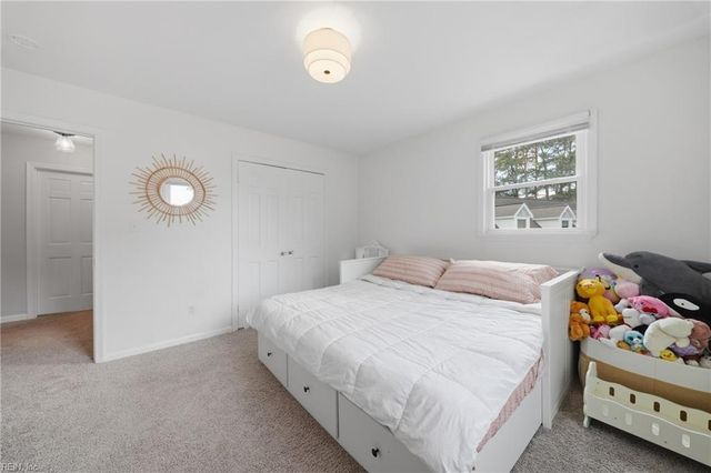 909 Glenfield CT, Virginia Beach, VA 23454