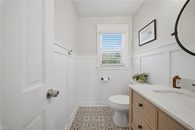 909 Glenfield CT, Virginia Beach, VA 23454