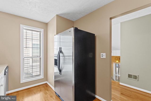 10131 OAKTON TERRACE RD, Oakton, VA 22124