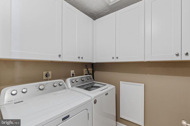 10131 OAKTON TERRACE RD, Oakton, VA 22124