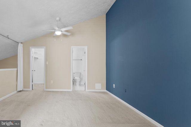 10131 OAKTON TERRACE RD, Oakton, VA 22124