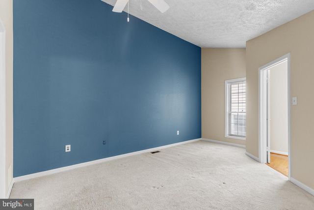 10131 OAKTON TERRACE RD, Oakton, VA 22124